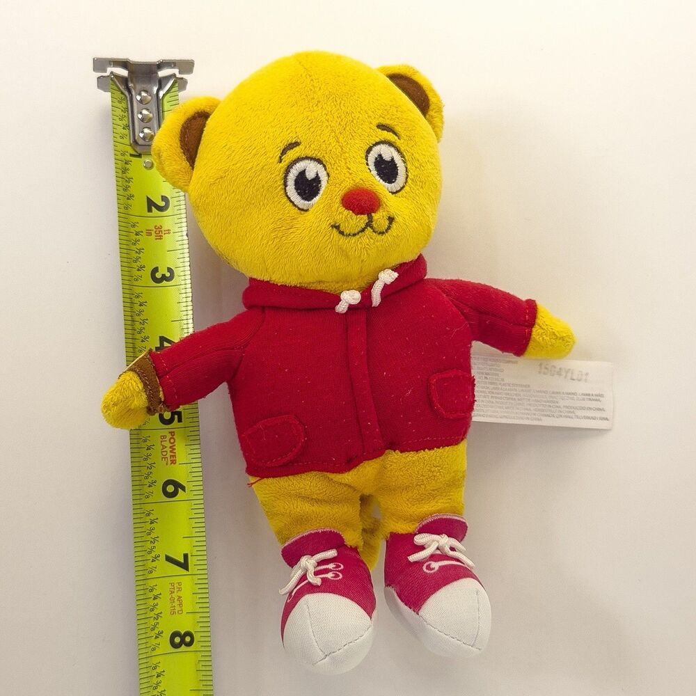 Daniel Tiger's Neighborhood Daniel Tiger Plush 8” Stuffed Animal Jakks Toy NWT - Picture 5 of 5